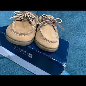 Toddler boys Sperry boat shoes
